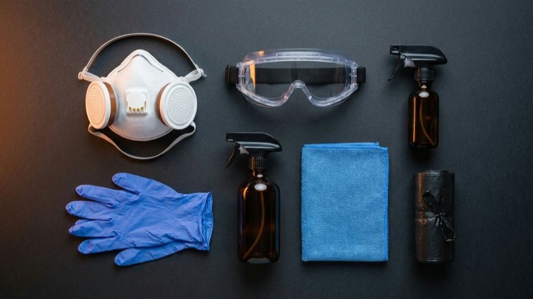 DIY mold cleanup gear staged for small-area remediation